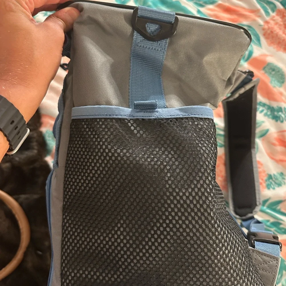 Sherpa Trek Tote 2 in 1 Backpack ***Brand New With Tags!!***